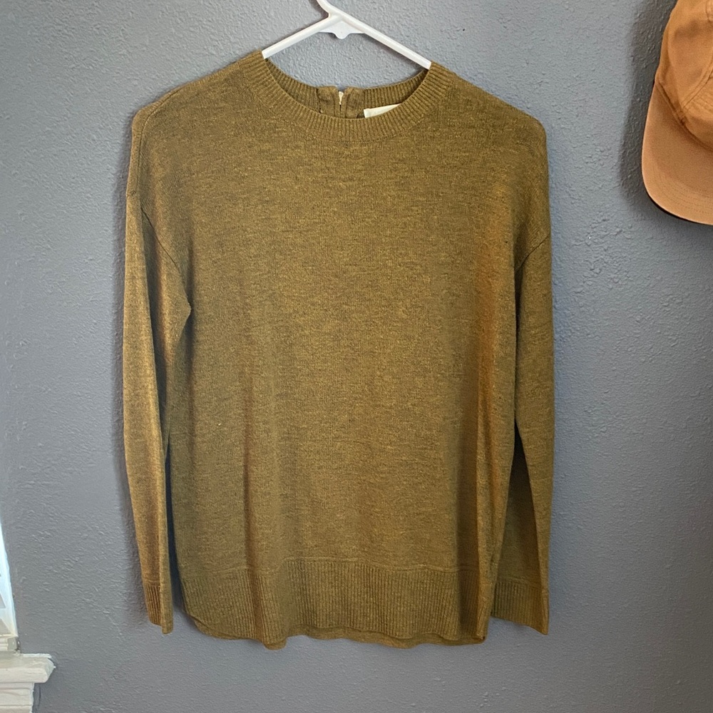 H&M crewneck sweater